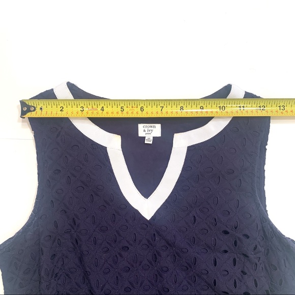 Crown & Ivy Navy Lace Dress w/ pockets - Picture 7 of 7